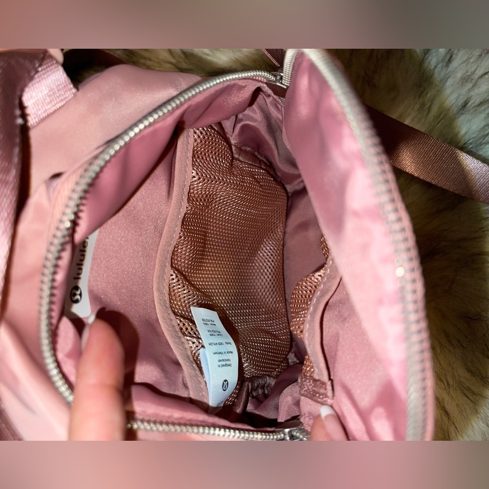 Lululemon City Adventurer Backpack *Micro ONE SIZE - Picture 6 of 7